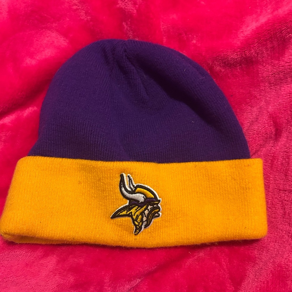 Men’s Minnesota Vikings Purple and Gold Beanie